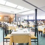 ホテル El Patio ラ・アルムニア・デ・ドニャ・ゴディナ