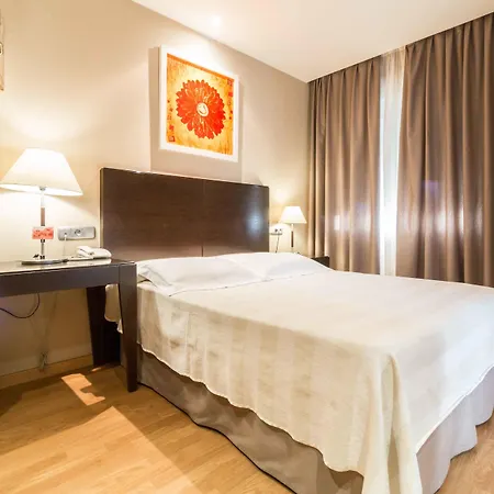 فندق El Patio 3*