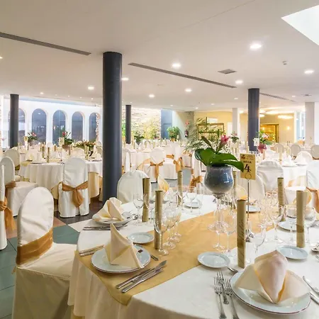 El Patio 3*
