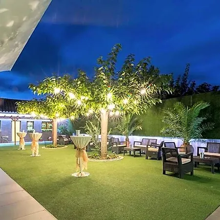 Hotel El Patio 3*