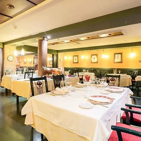 El Patio 3*