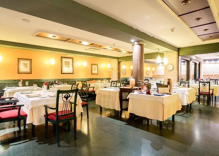 فندق El Patio 3*