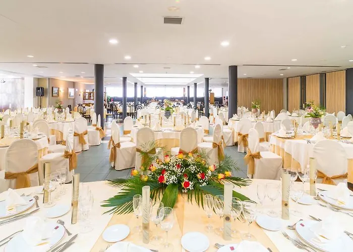 El Patio فندق 3*