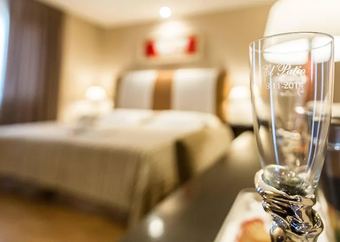 El Patio فندق 3*